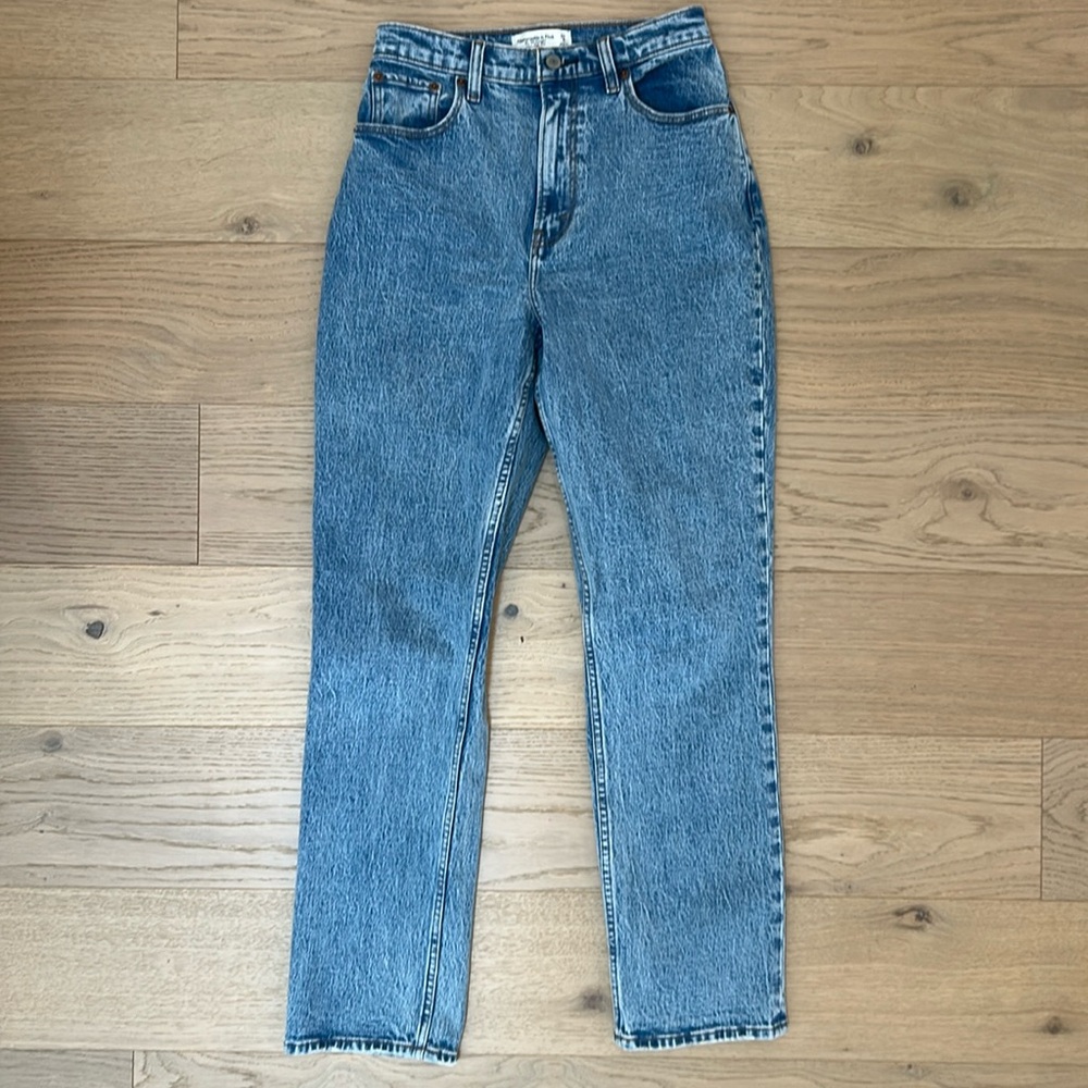 Straight jeans